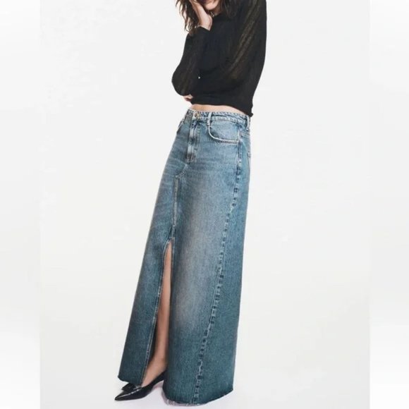 Zara Dresses & Skirts - ZARA DENIM SKIRT Z1975